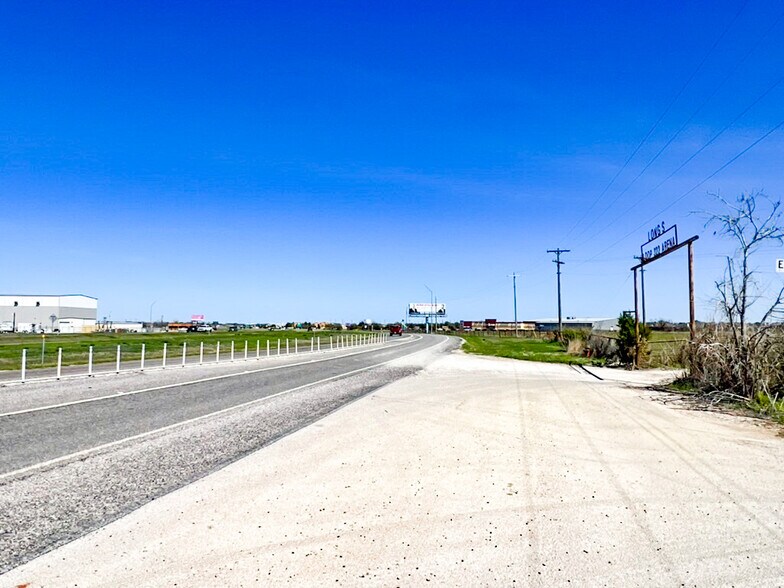 More Photos Of 4901 Eagle Pass Rd, Abilene Warehouse For Sale