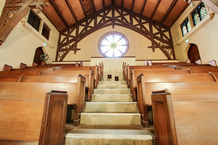 More Photos Of 464 E Walnut St, Pasadena Specialty For Lease