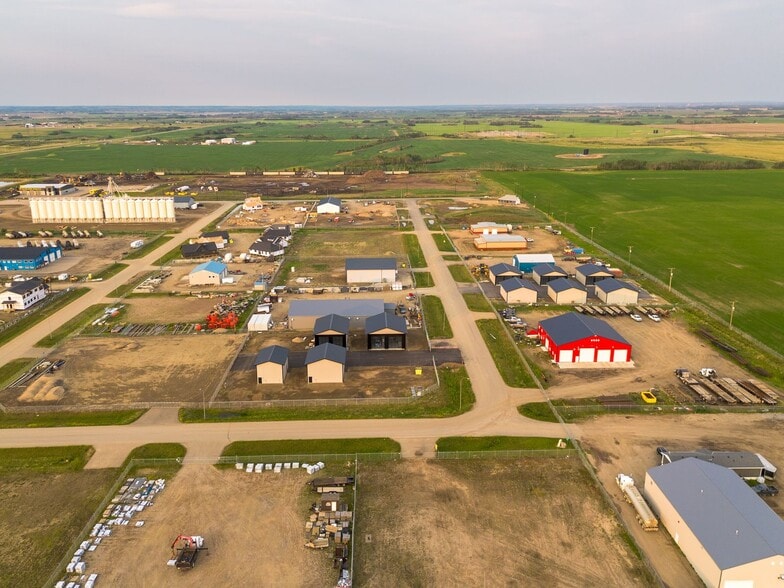 More Photos Of 3804 9 St, Lloydminster Flex For Sale
