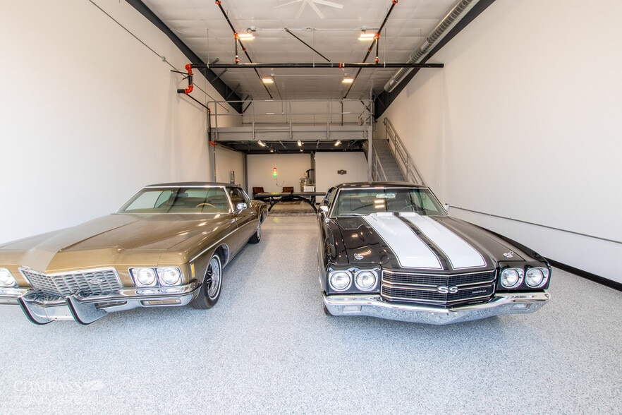 More Photos Of 20485 NE Funner Pl, Bend Self Storage For Sale