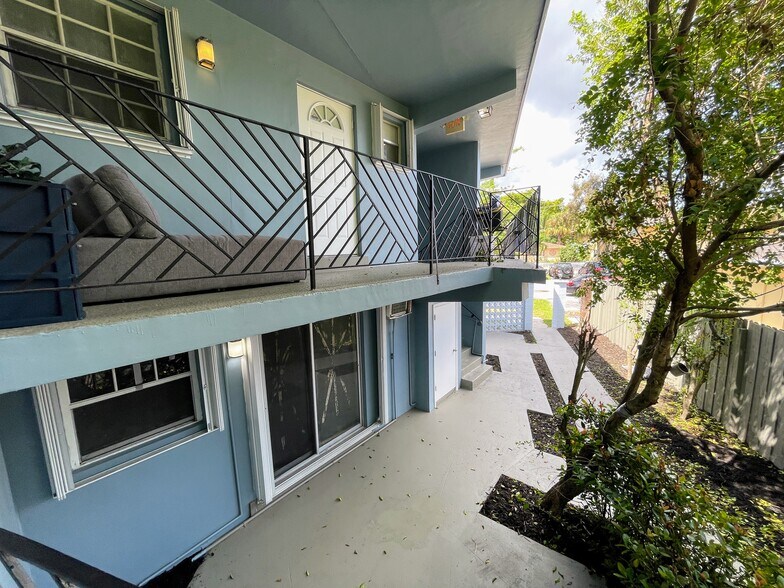 More Photos Of 3760 SW 1st St, Fort Lauderdale Apartments For Sale