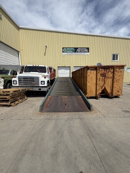 More Photos Of 419 N 15th St, Billings Warehouse For Lease