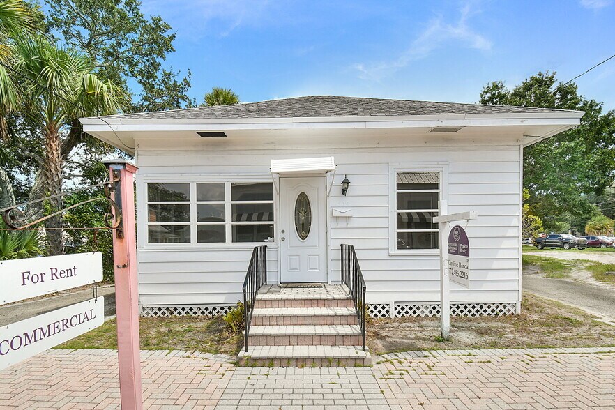 More Photos Of 309 SE Denver Ave, Stuart Office Residential For Lease