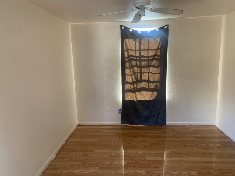 More Photos Of 1605 10th St, Corpus Christi Specialty For Sale