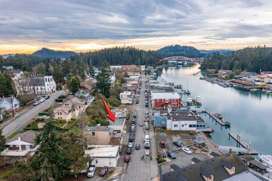 More Photos Of 509 S 1st St, La Conner General Retail For Sale