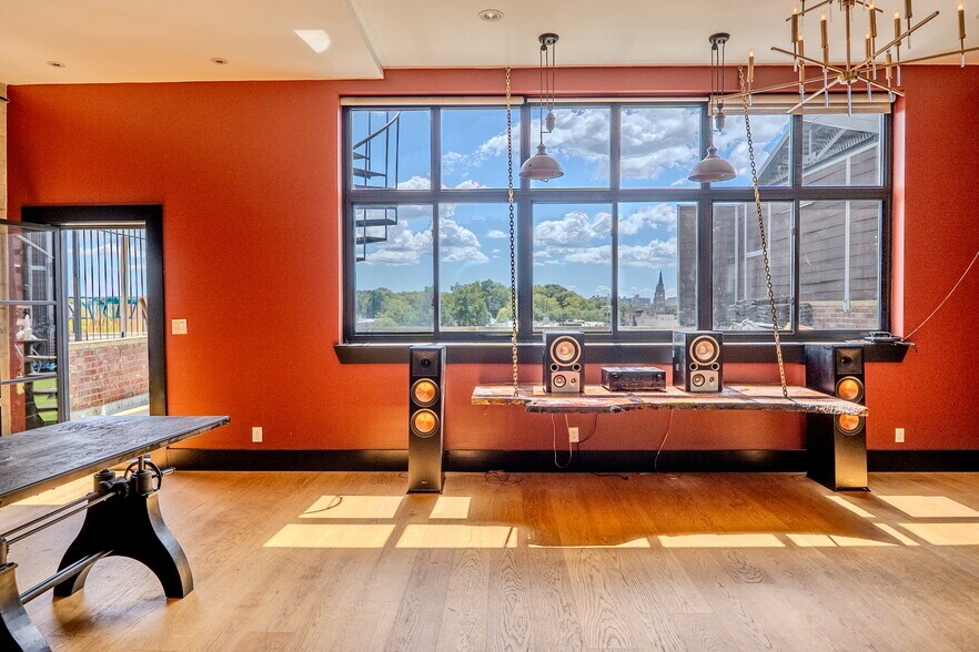 More Photos Of 231 Norman Ave, Brooklyn Apartments For Sale