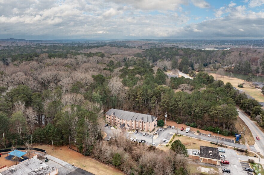 More Photos Of 2980 Evans Mill Rd, Lithonia Hotel For Sale