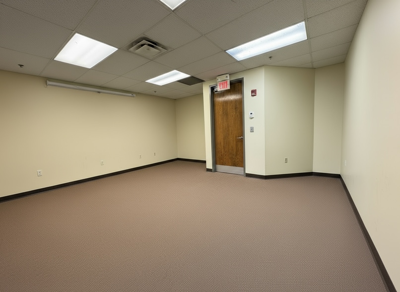 More Photos Of 5700-5730 Buford Hwy, Norcross Unknown For Lease