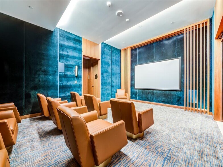 More Photos Of 1000 W 8th St, Los Angeles Apartments For Lease