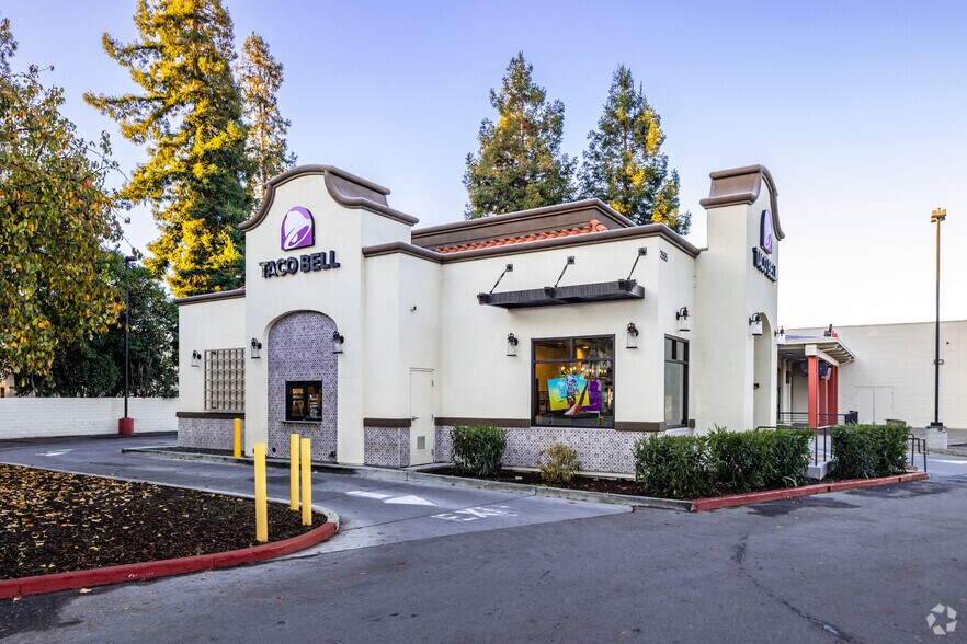 More Photos Of 2555-2615 The Alameda, Santa Clara Storefront For Sale