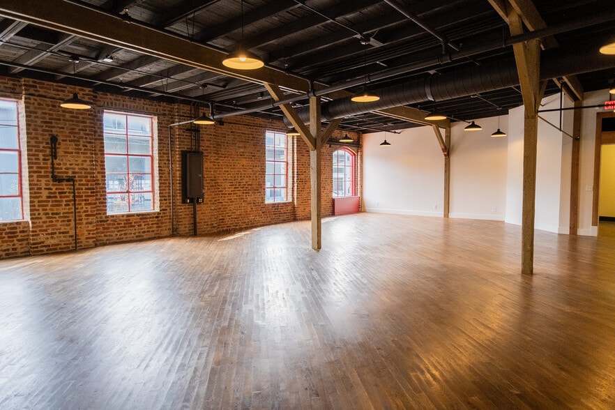 More Photos Of 434 Houston St, Nashville Loft Creative Space For Lease