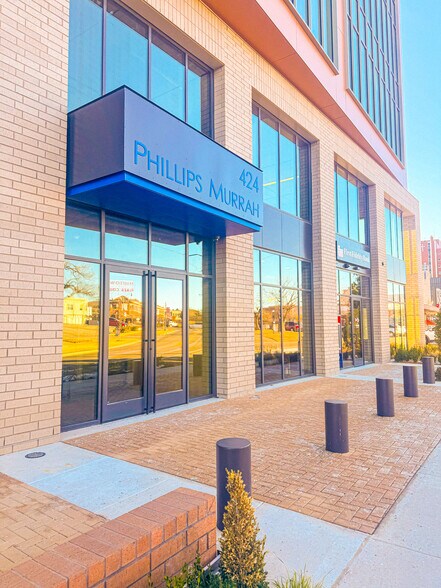 More Photos Of 424 NW 10th St, Oklahoma City Office For Lease