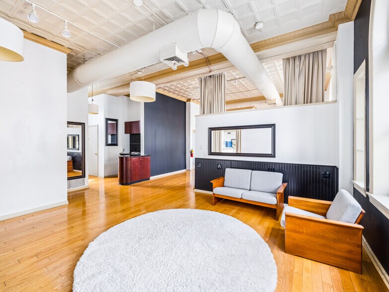 More Photos Of 4356-4360 Main St, Philadelphia Storefront Retail Residential For Lease