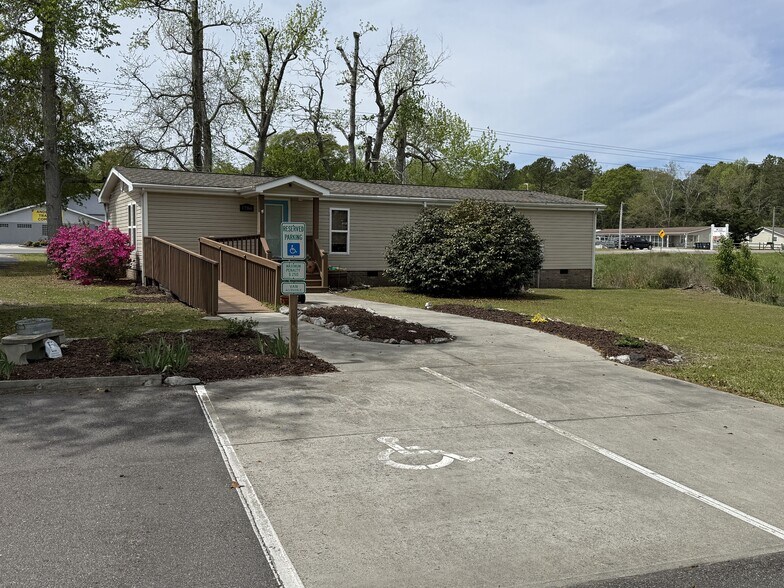 More Photos Of 1786 Pine Valley Dr SW, Supply Medical For Sale