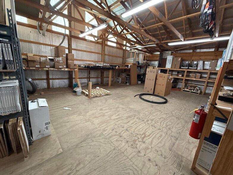 More Photos Of 534 Virginia Ave, Fairmont Freestanding For Sale