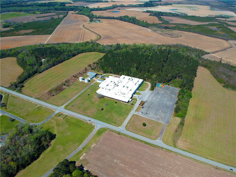 More Photos Of 9104 Alex Harvin Hwy, Summerton Manufacturing For Sale