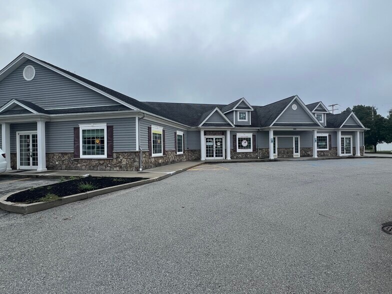 Primary Photo Of 1001 Route 376, Wappingers Falls Medical For Lease