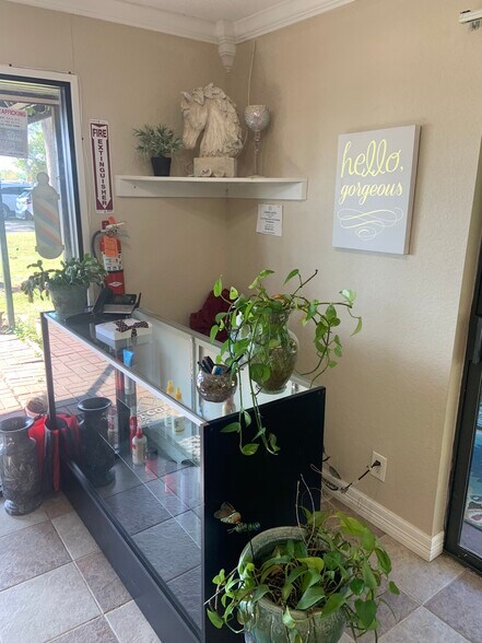 More Photos Of 924 FM 518 Rd, Kemah Flex For Sale