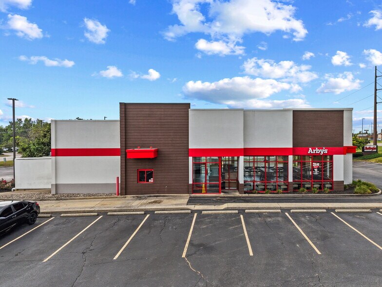 More Photos Of 6007 Gateway Dr, Plainfield Fast Food For Sale