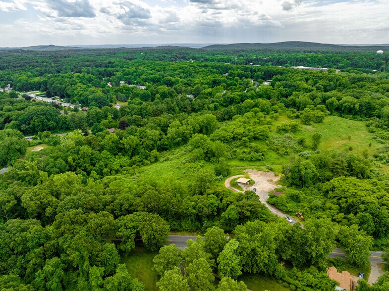 More Photos Of 89 Whitney Ave, West Springfield Land For Sale