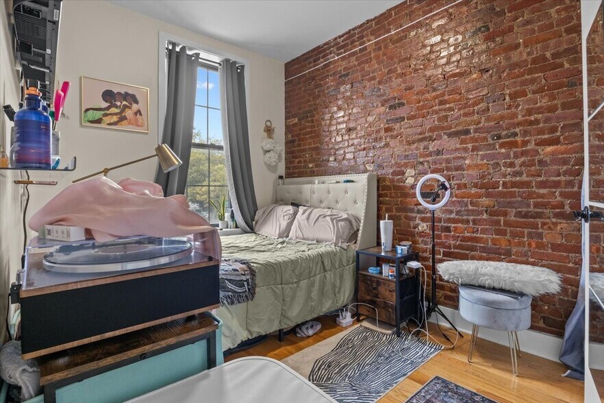 More Photos Of 34 Rockaway Ave, Brooklyn Apartments For Sale