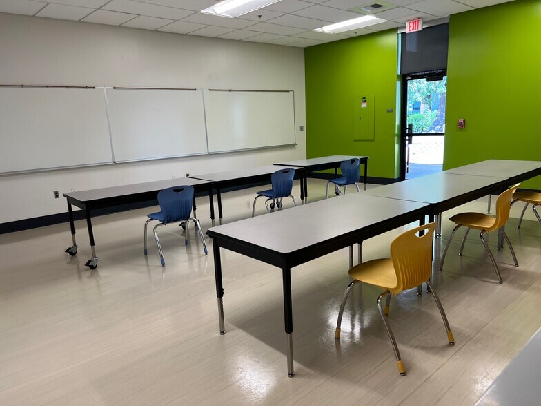 More Photos Of 537-539 E Weddell Dr, Sunnyvale Schools For Sale