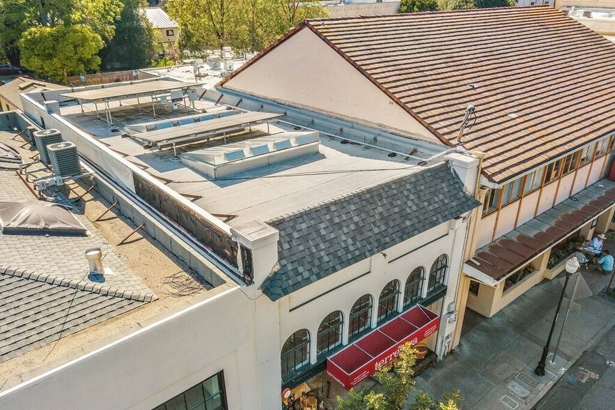 More Photos Of 30 Miller Ave, Mill Valley Storefront For Sale