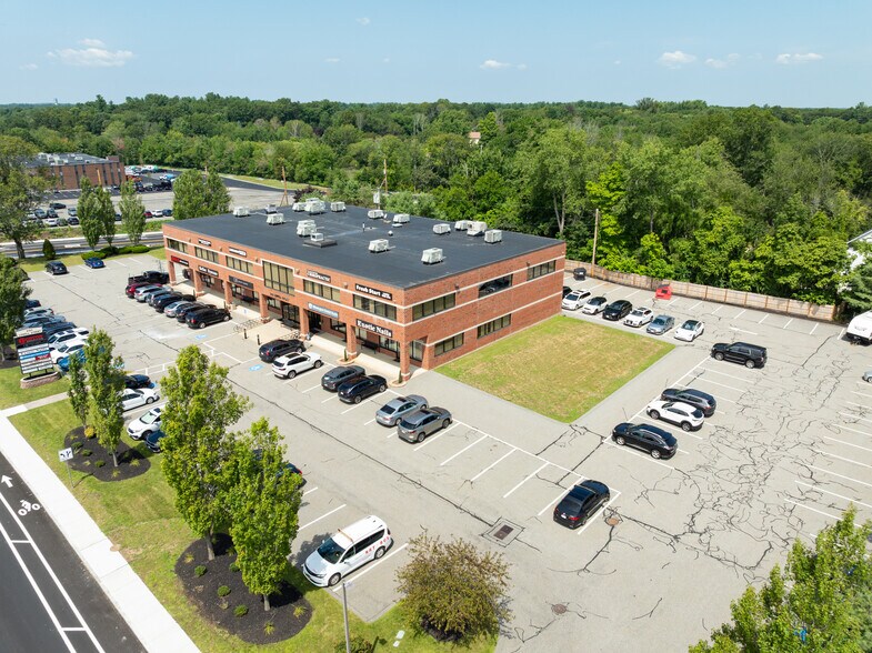 More Photos Of 230 Lowell St, Wilmington Medical For Sale