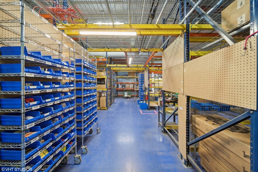 More Photos Of 1431 W Hubbard St, Chicago Light Distribution For Lease