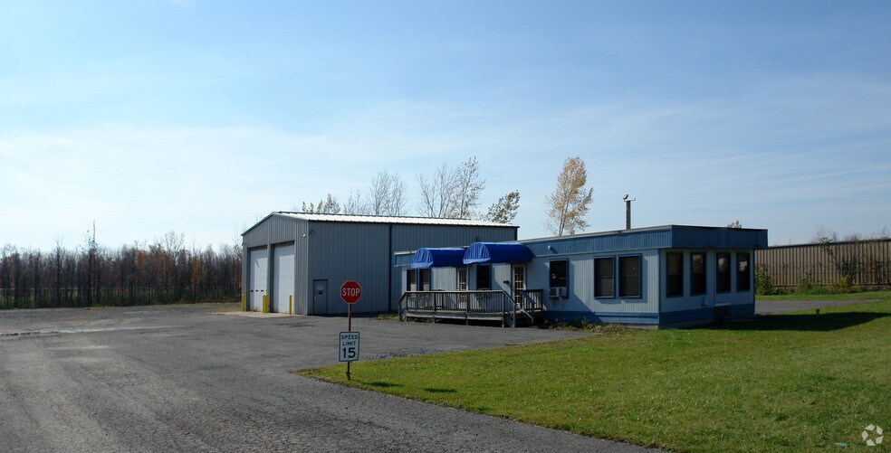 More Photos Of 6085 Galster Rd, East Syracuse Warehouse For Lease