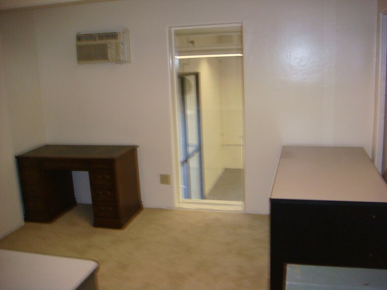 More Photos Of 701 W Main St, El Cajon Freestanding For Lease