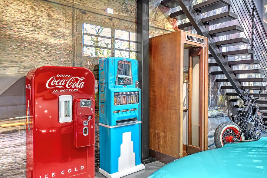 More Photos Of , Riviera Beach Industrial For Sale