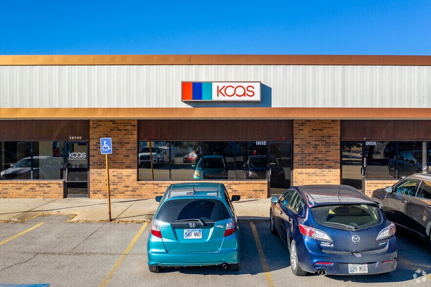 More Photos Of 12674-12710 Shawnee Mission Pky, Shawnee Unknown For Lease