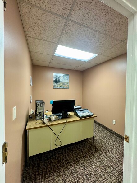 More Photos Of 1724-1742 E Ridge Rd, Rochester Medical For Sale