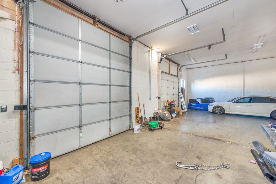 More Photos Of 1150 Newton St, North Brunswick Warehouse For Lease