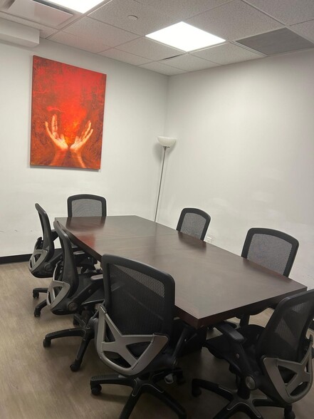 More Photos Of 5414 74th St, Elmhurst Coworking Space