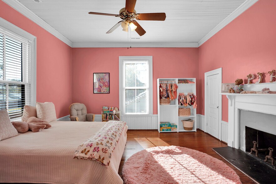 More Photos Of 115 N Magnolia St, Raeford Office Residential For Sale