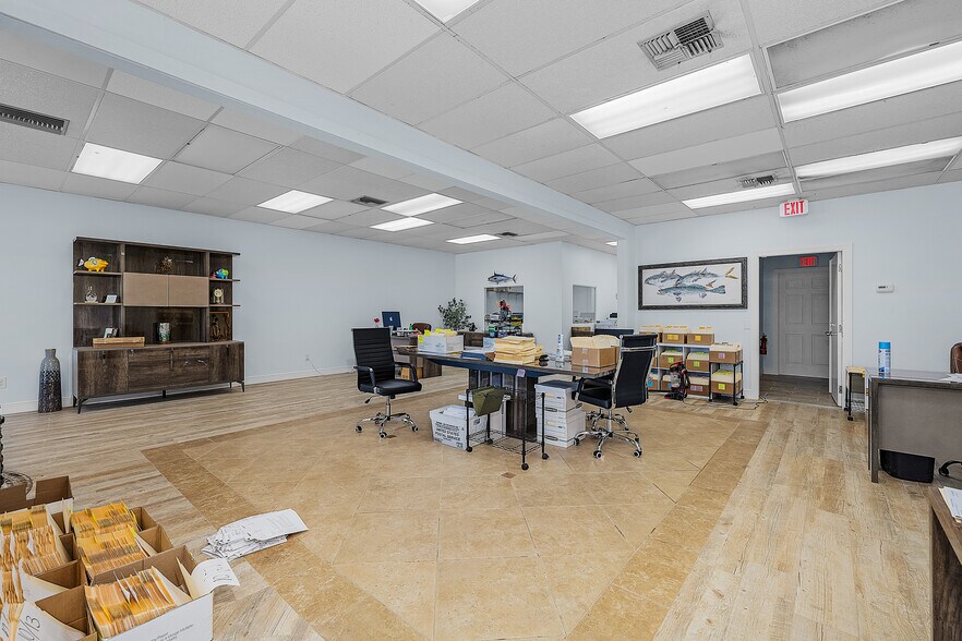 More Photos Of 5261 Pine Island Rd NW, Bokeelia Storefront Retail Office For Sale