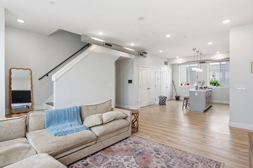 More Photos Of 121-127 W Cumberland St, Philadelphia Apartments For Sale