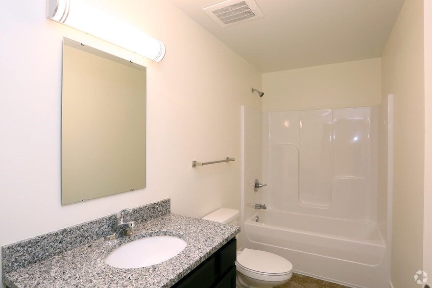 More Photos Of 615 Ferry St, Lafayette Apartments For Sale