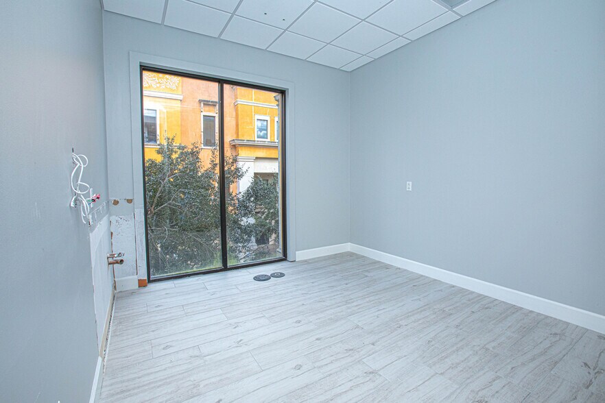 More Photos Of 6996 Piazza Grande Ave, Orlando Office For Lease