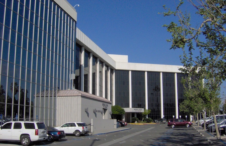 More Photos Of 399 E Highland Ave, San Bernardino Medical For Lease