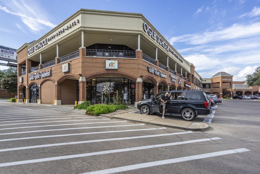 More Photos Of 6319-6333 E Mockingbird Ln, Dallas Unknown For Lease