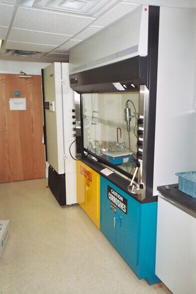 More Photos Of 110 Chesley Dr, Media Office For Sale