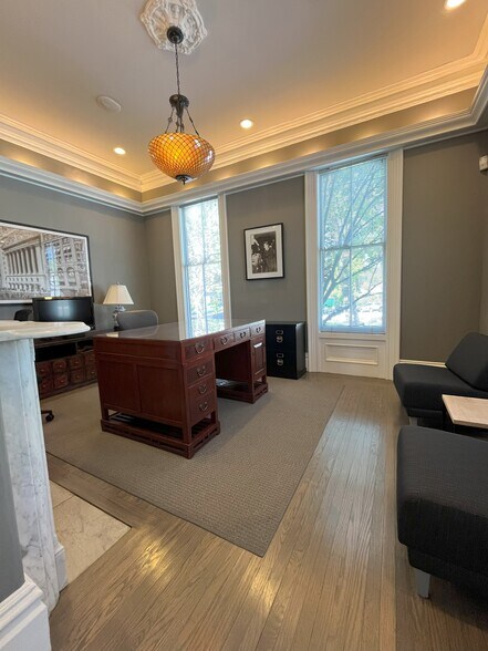 More Photos Of 824 E St, San Rafael Office For Lease