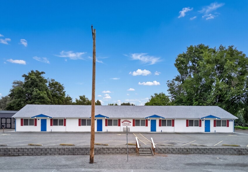 Primary Photo Of 1706 Bronco Ln, Richland Daycare Center For Sale