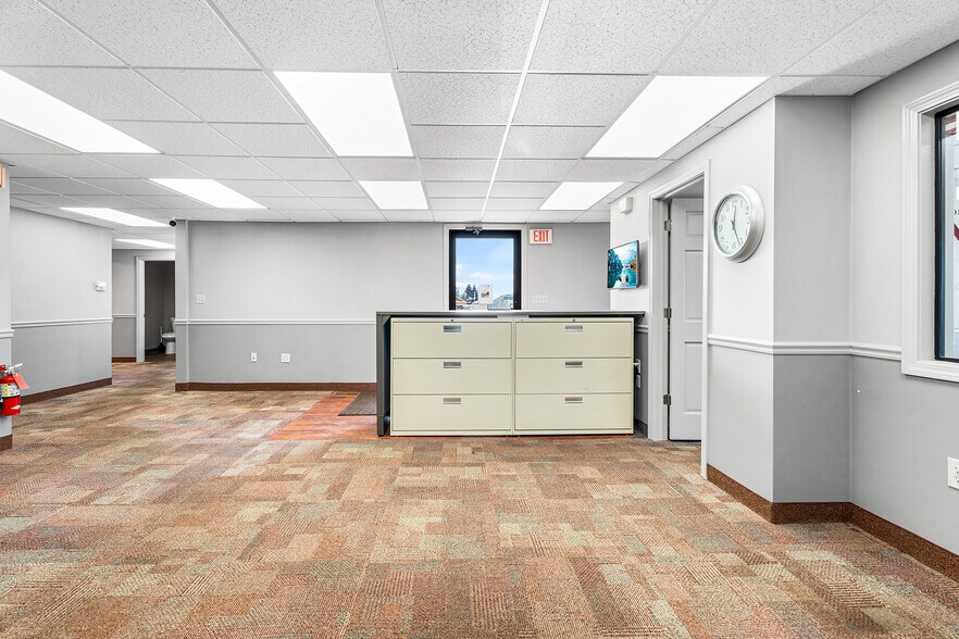 More Photos Of 293 Bedford St, Whitman Office For Sale