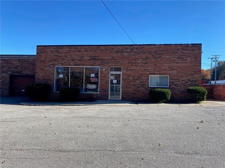 More Photos Of 10703 W Pleasant Valley Rd, Parma Freestanding For Lease
