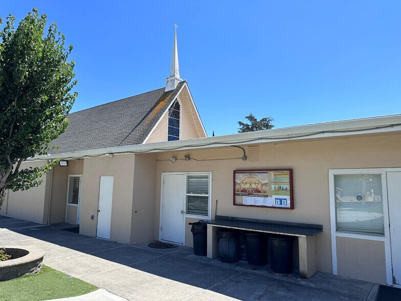 More Photos Of 200 N Abbott Ave, Milpitas Religious Facility For Lease