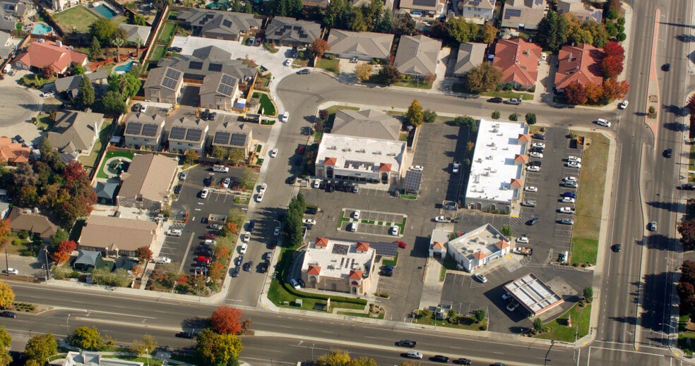 More Photos Of 1835 Ashlan Ave, Clovis Freestanding For Lease